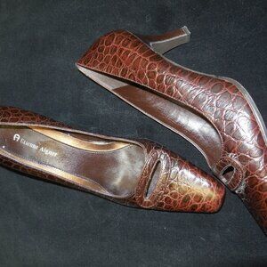 Etienne Aigner Brown Croc Heels Size 8.5